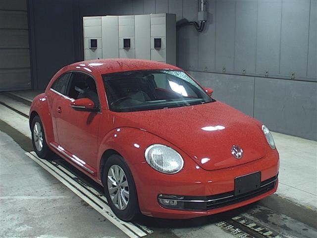 5084 Volkswagen The beetle 16CBZ 2015 г. (JU Gifu)